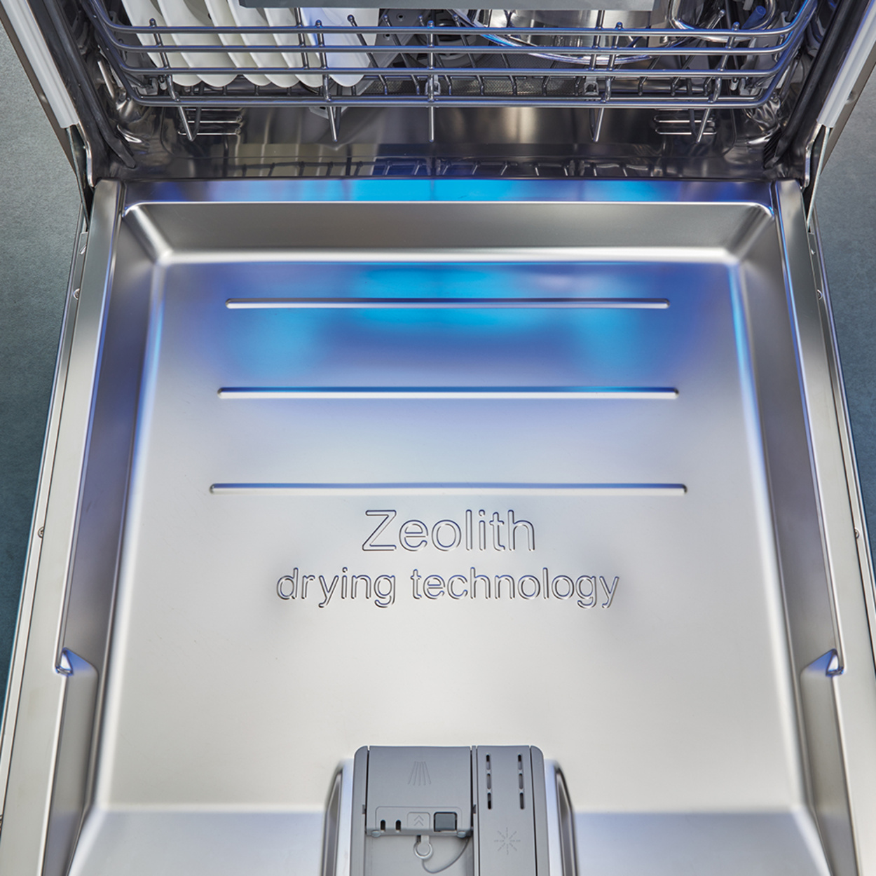 Zeolith Trocknen – Für glänzende Spülergebnisse bei Elektro-Team Hilbert GmbH in Kelkheim