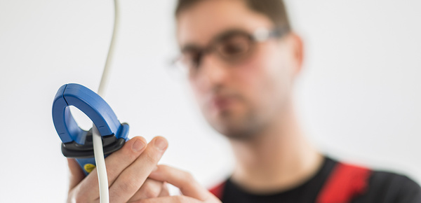 Elektro-Check bei Elektro-Team Hilbert GmbH in Kelkheim