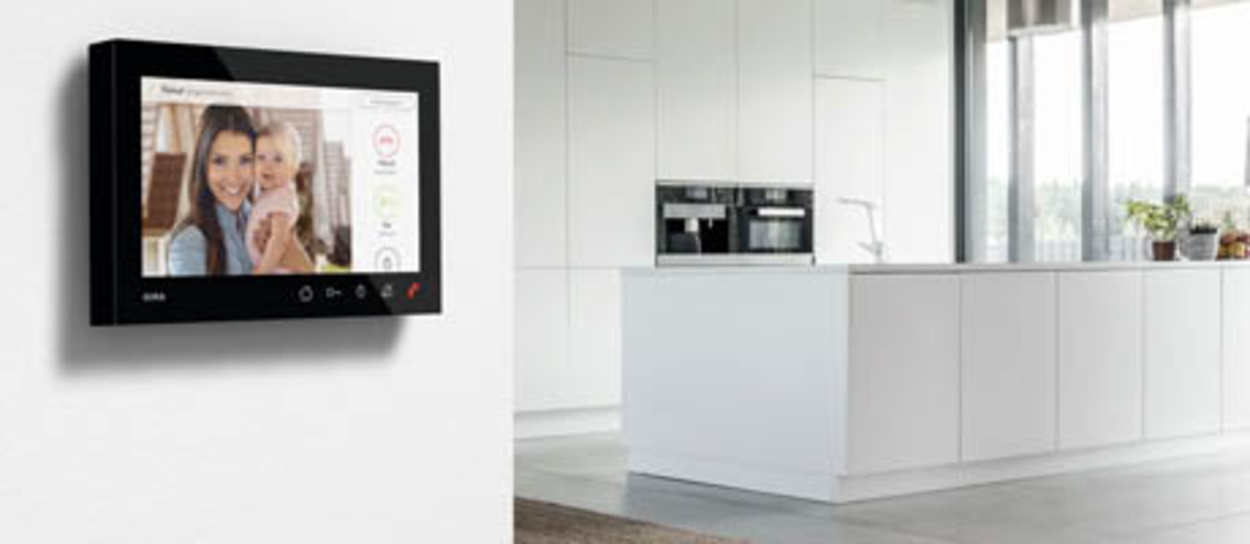 Gira Wohnungsstation bei Elektro-Team Hilbert GmbH in Kelkheim